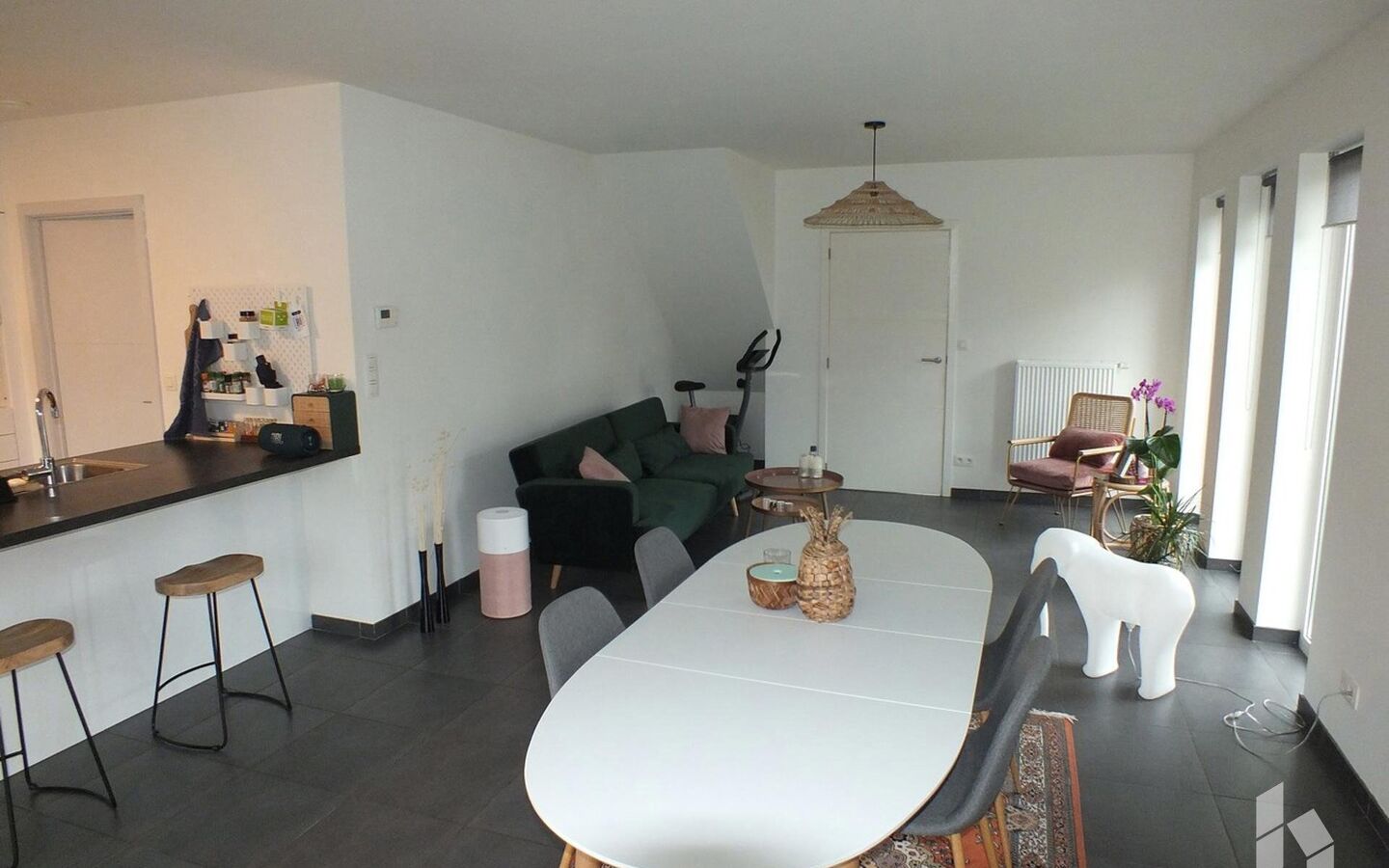 3745003605000000396/3108232