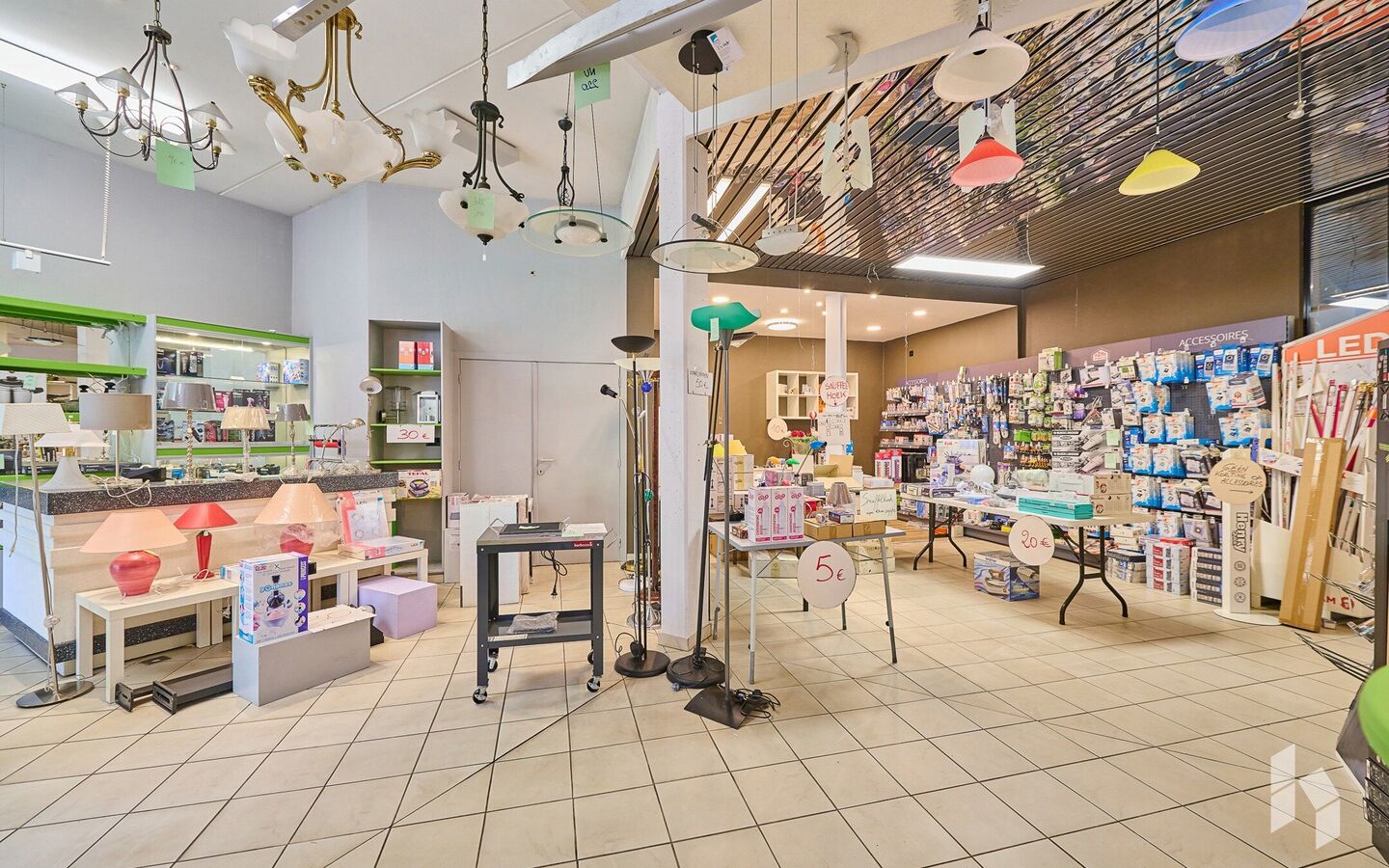 Gebouw voor gemengd gebruik te koop in Peer