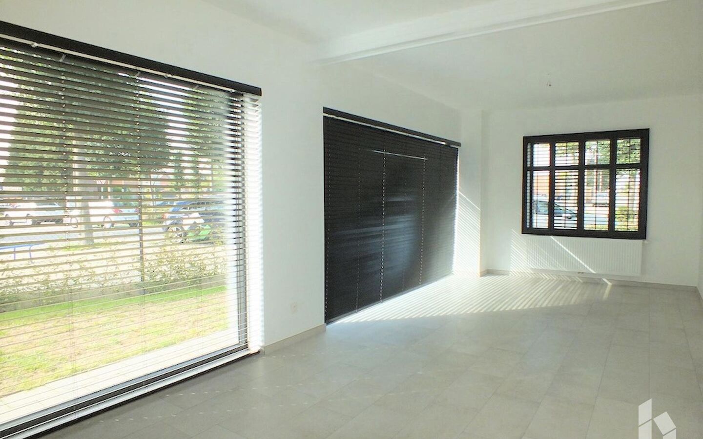 Gelijkvloerse verd. + tuin te huur in Lommel