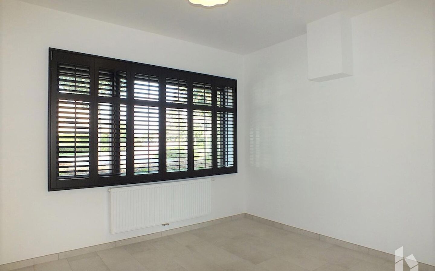 Gelijkvloerse verd. + tuin te huur in Lommel